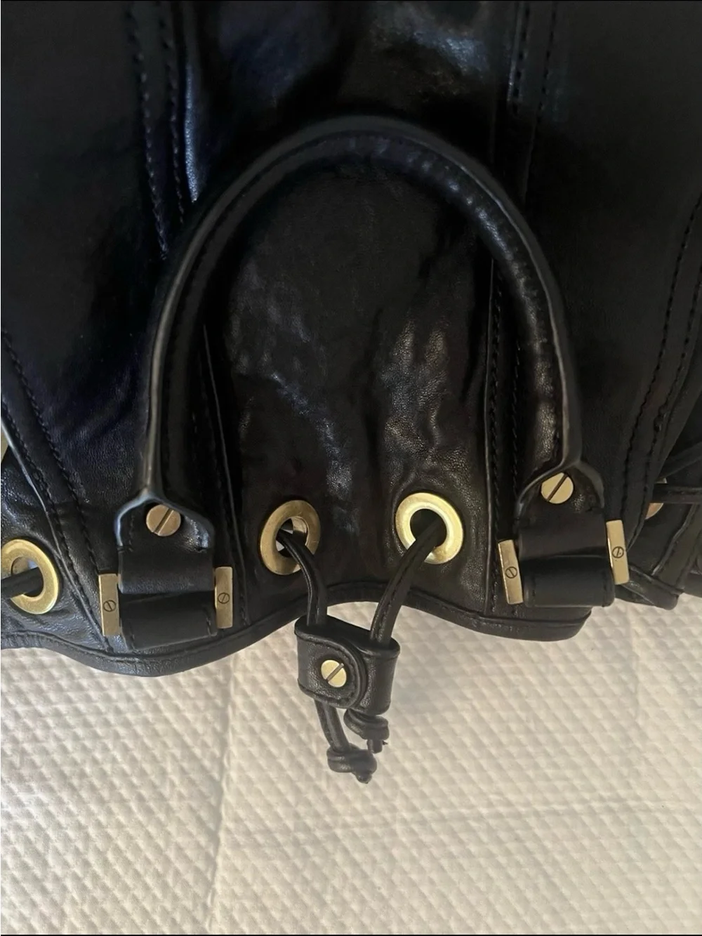 💚 Tory Burch Black Leather Shoulder Bag Gold Hardware Double Handles Bucket bag🩷